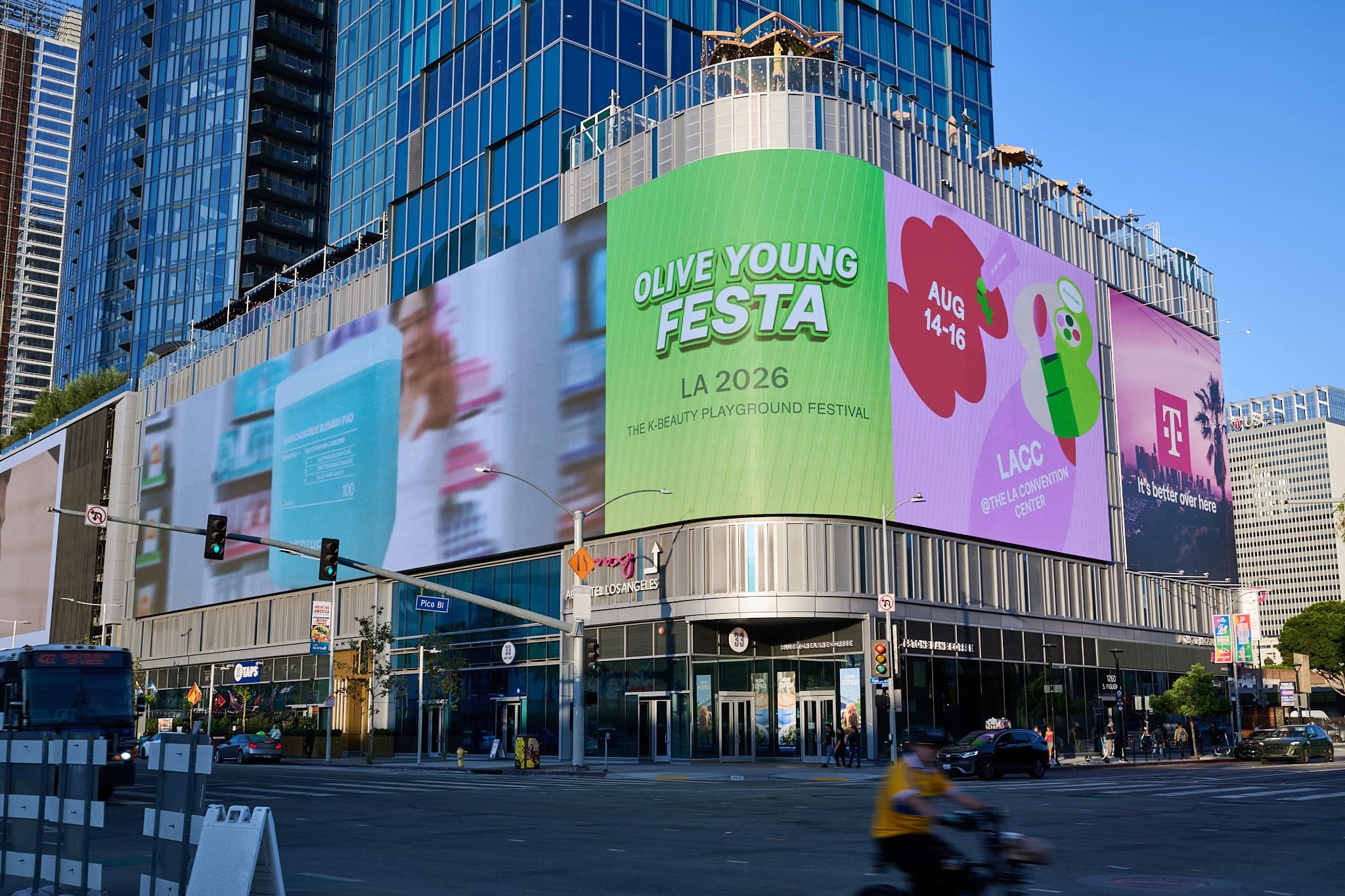 Where Is the Moxy Digital Billboard in Downtown LA?