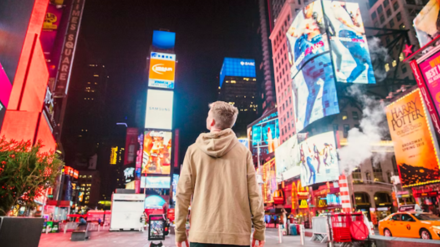 The Role of Artificial Intelligence in Personalizing Outdoor Advertising