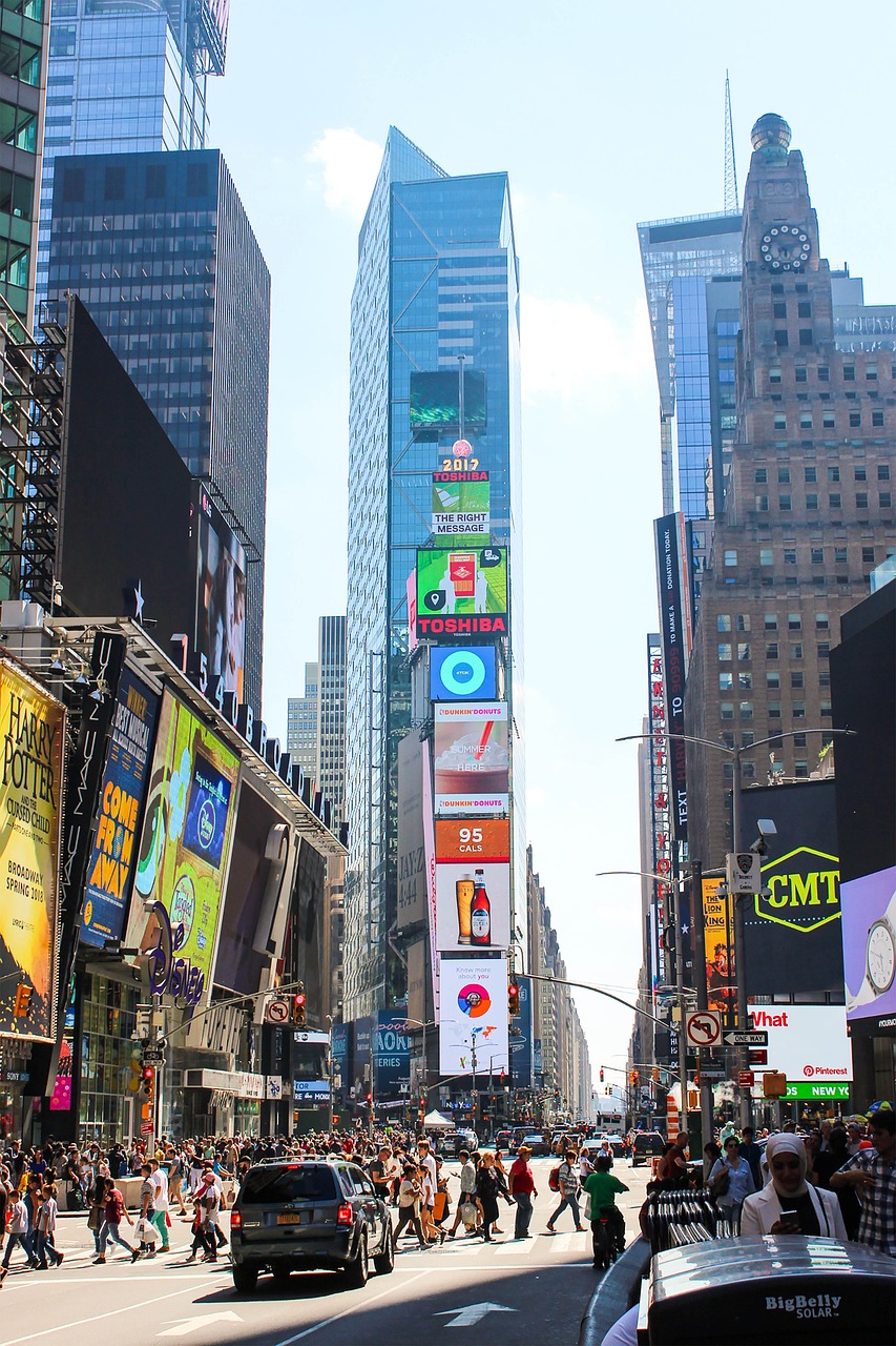 Brands Are Dominating Billboards This Year: Here's How To Create Impactful OOH Advertising